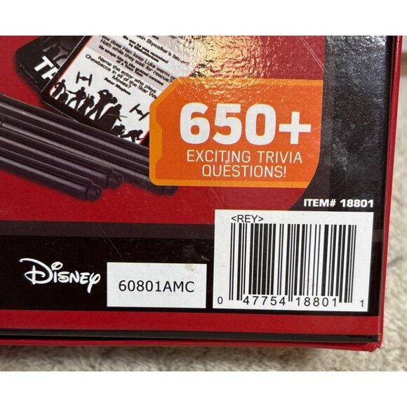 Star Wars Trivia Game With 650+ Questions & Lightsaber Scorekeepers By Disney - Picture 4 of 12